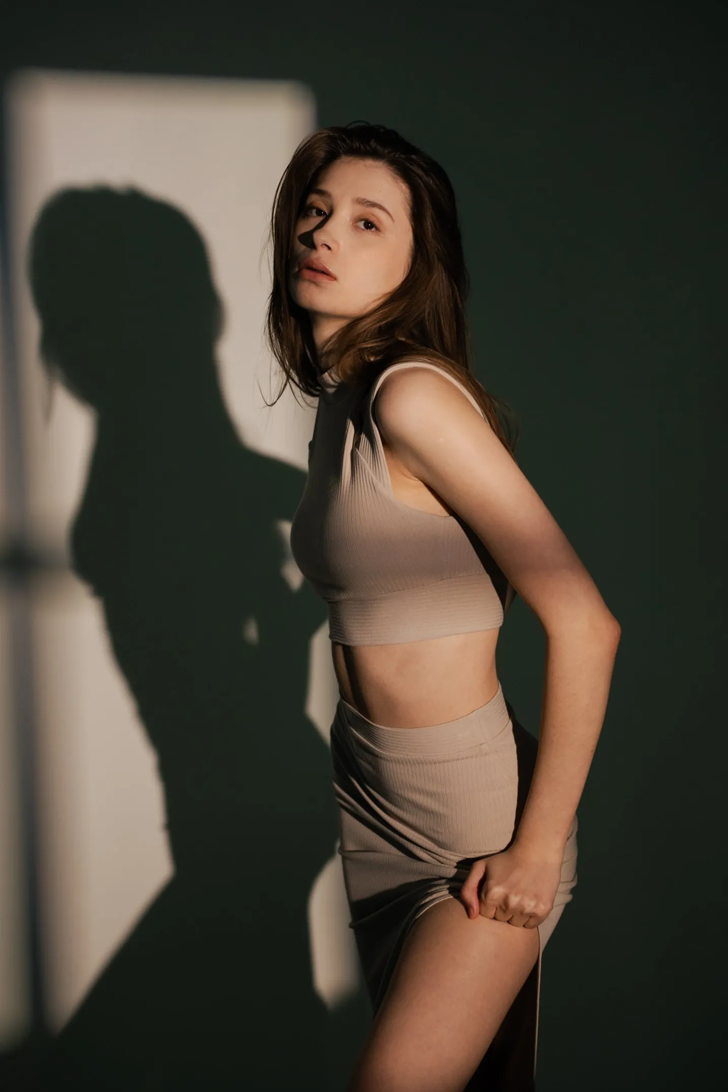 APERA Midi Skirt - Tan