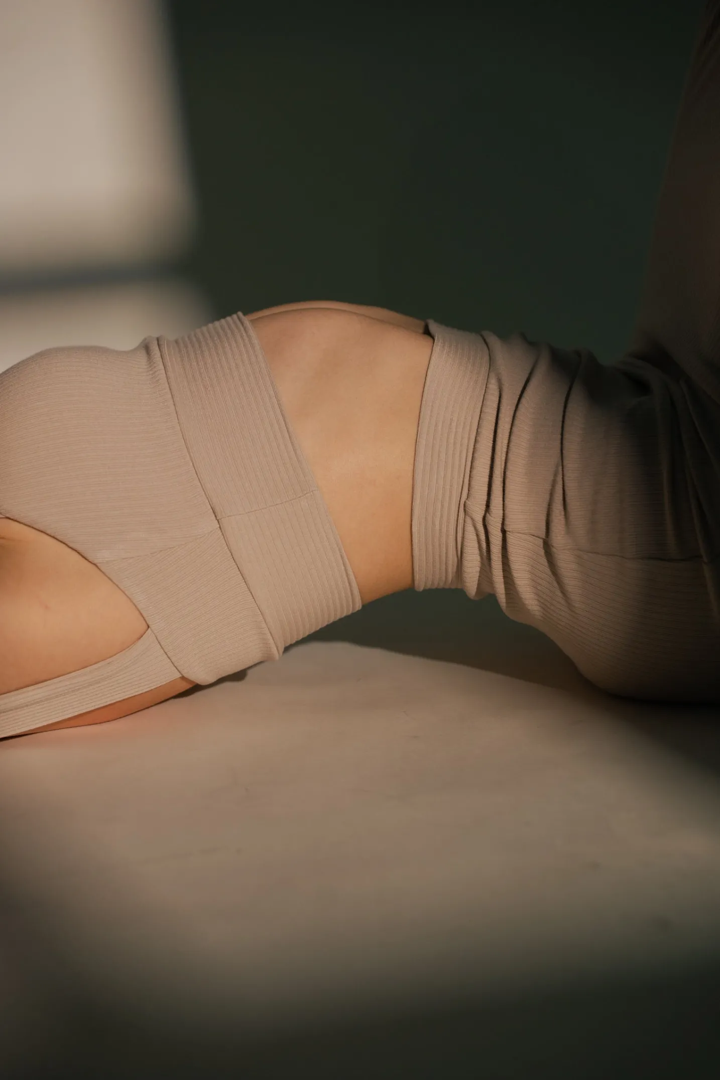 APERA Midi Skirt - Tan