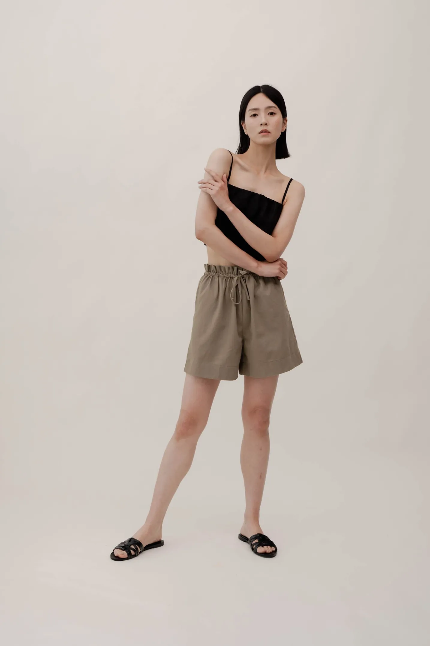 ELISE Shorts - Dark Olive