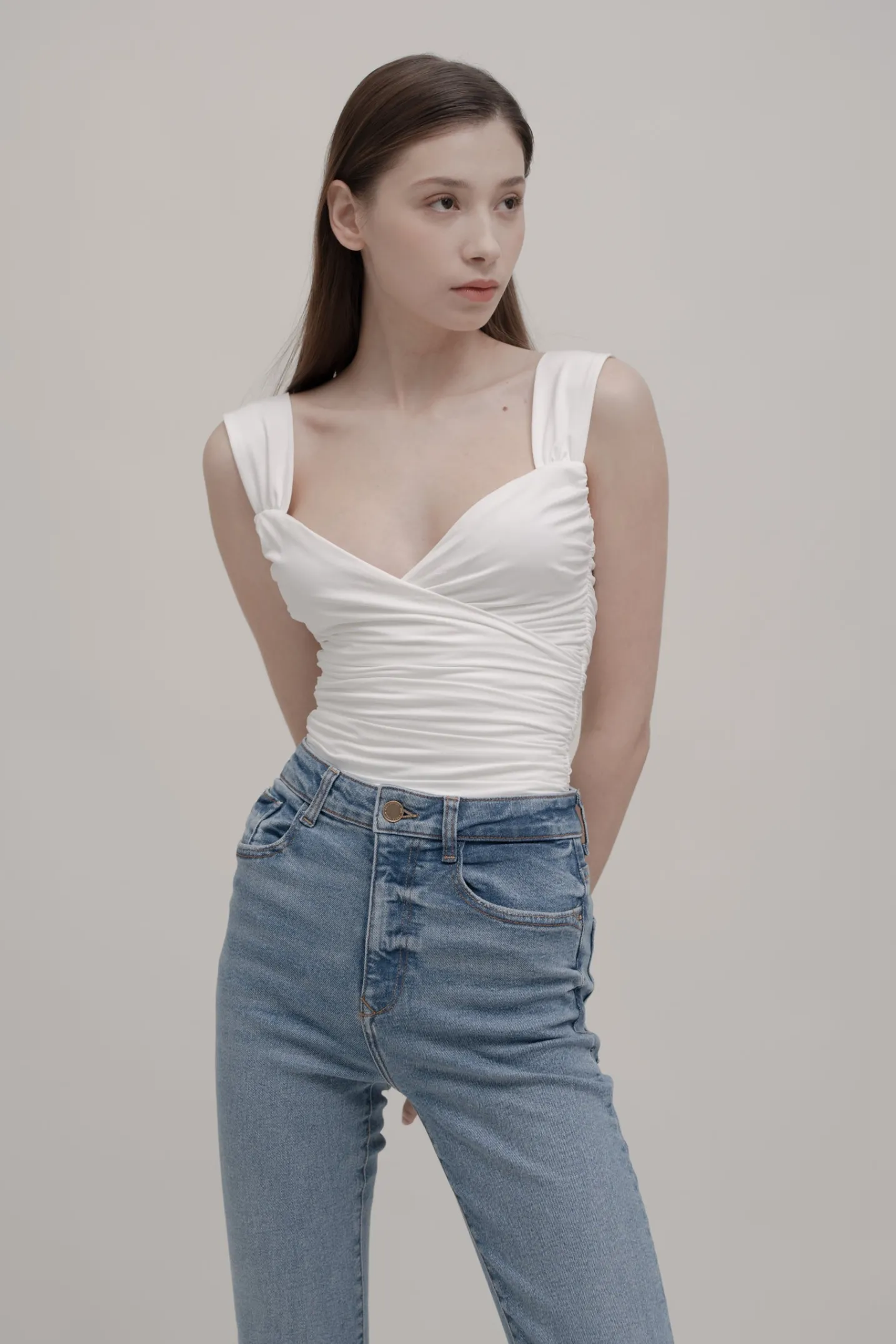 FAYE Body - White
